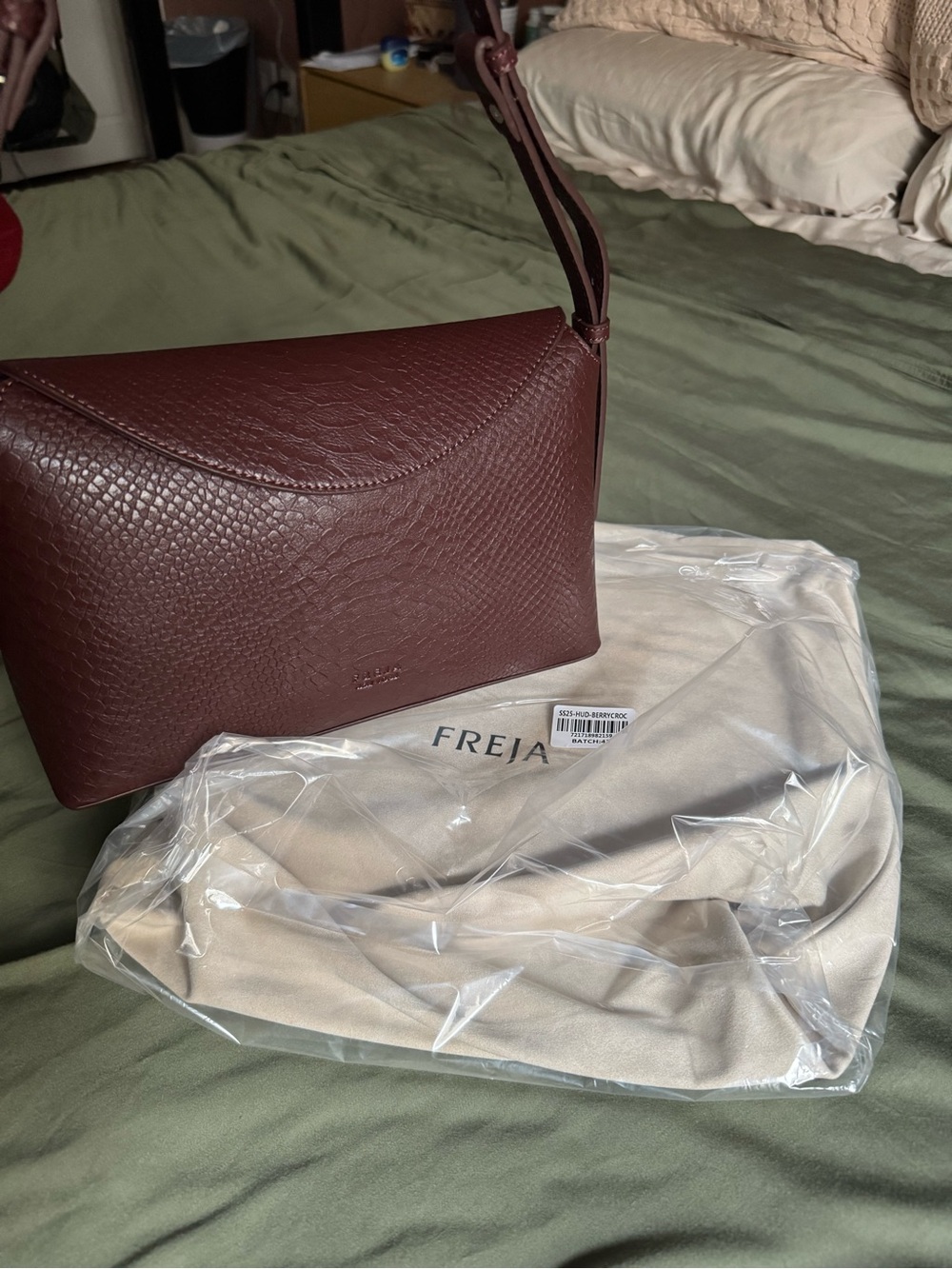 Freja New York - Hudson Bag | Berry Croc | Brand New With Tags - Picture 2 of 4